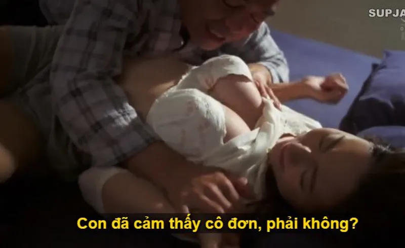 Thấy con trai mãi mê công việc để người tình của con trai cô đơn, bố gã chồng làm liều đè nện con dâu